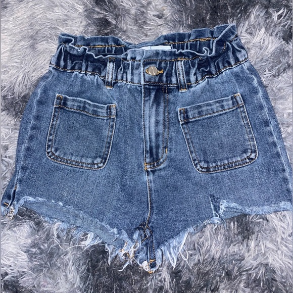 cute denim shorts - Picture 1 of 6